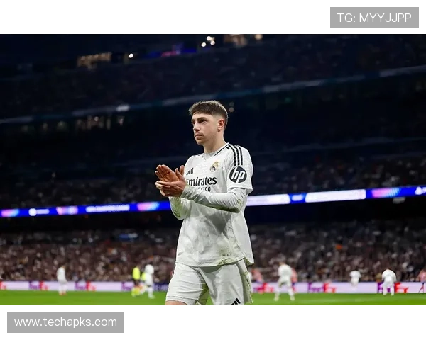 巴尔韦德与德布劳内新赛季状态显著提升，展现足球新风采