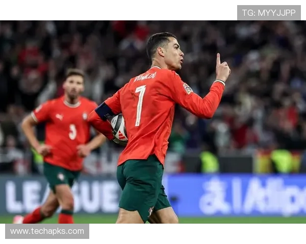 C罗引领葡萄牙夺得欧国联冠军，状态持续回暖再创辉煌