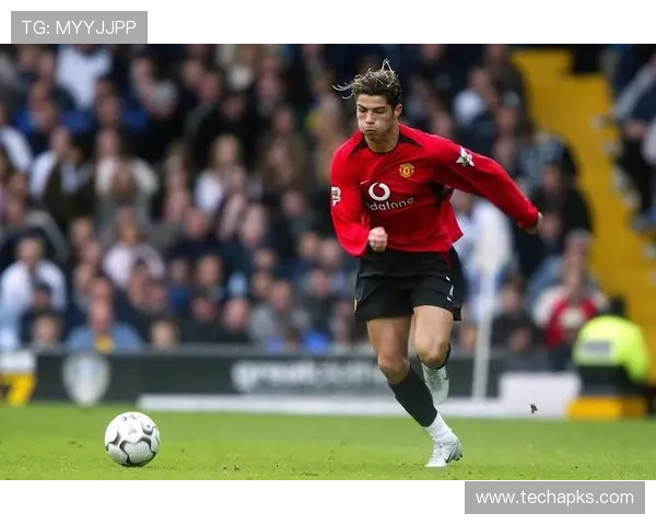 C罗助力曼联状态回暖，英超冠军争夺战备受关注