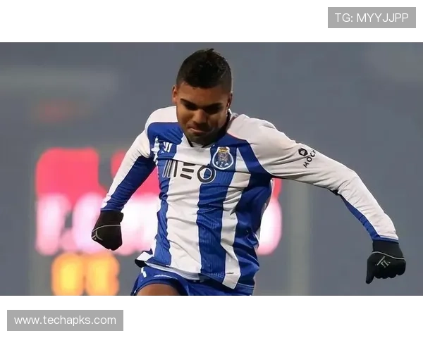 反击利器：尼科·威廉斯在攻防转换中的作用